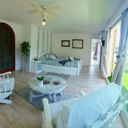 Mar I Cel Con Jacuzzi Holiday home Tossa de Mar