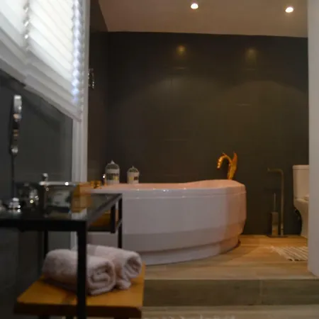 Mar I Cel Con Jacuzzi Vakantiehuis