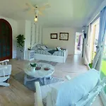 Mar I Cel Con Jacuzzi Feriehus Tossa de Mar